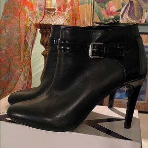 Ralph Lauren  Stiletto Ankle Bootie 8.5 Black Leather Patent Strap Back Buckle